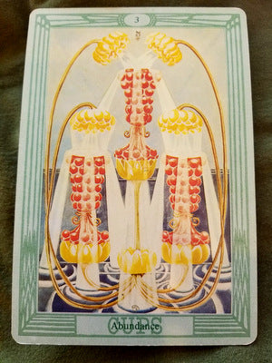 Tres de Copas - Tarot y Té